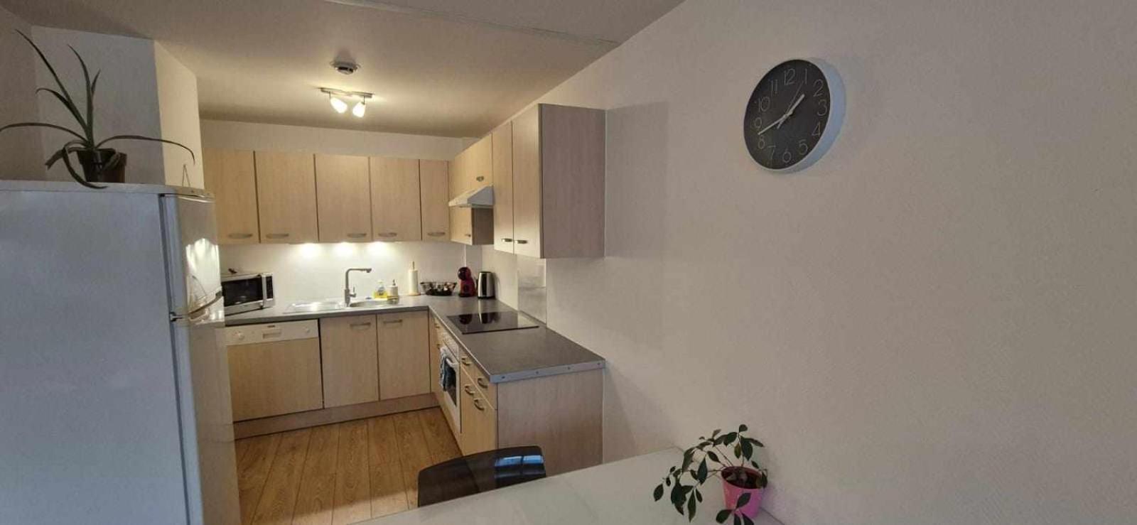 Nouveau !! Confortable Totalement Renove Avec Parking Gratuit - Hypercentre De Nancy